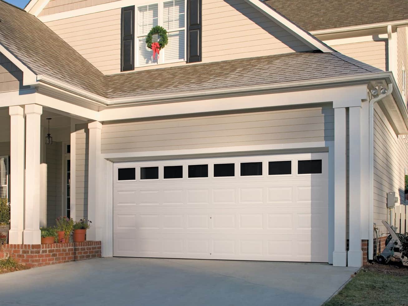 Electric garage door